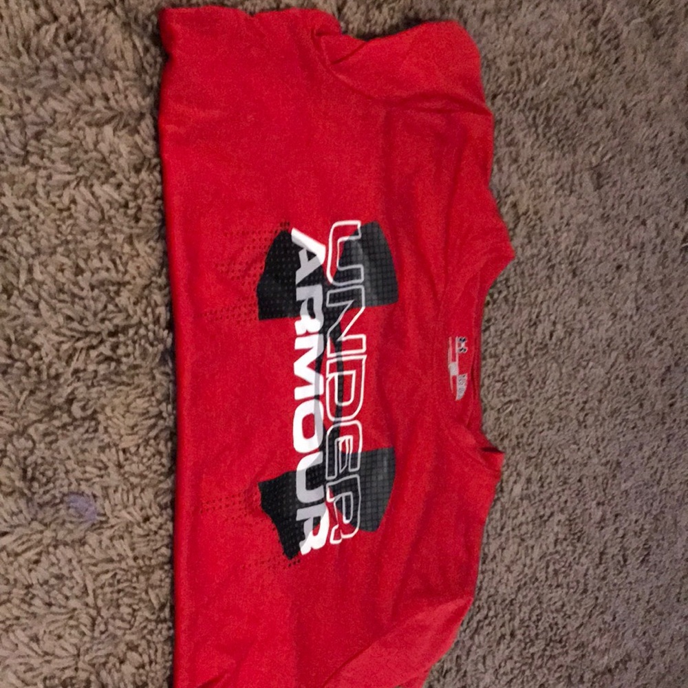 Youth underarmour shirt!